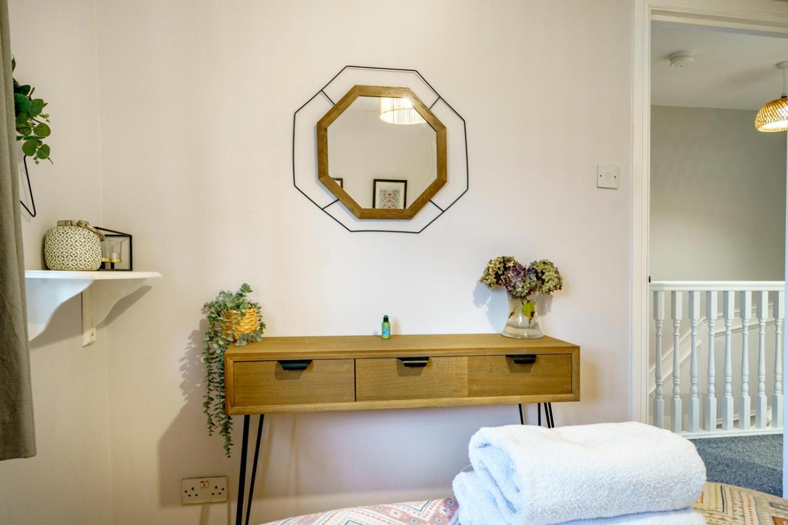 Close To City Centre Stylish 3 Bedroom House Belfast Eksteriør bilde